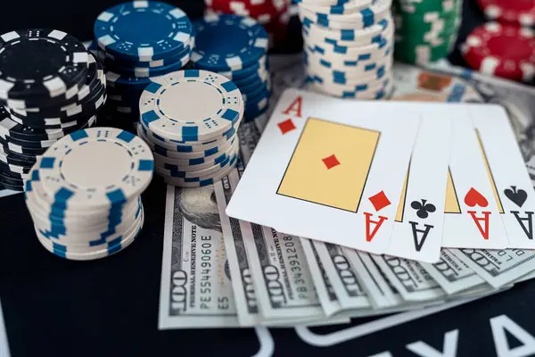 pos4d togel mobile app interface showing live-dealer tables and football markets on smartphone